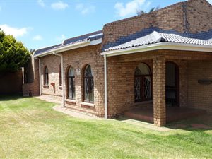 5 Bed House in Bay View