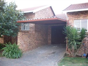 3 Bed Duplex in Grobler Park