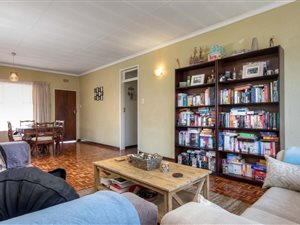 3 Bed Apartment in Woodmead
