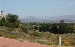 1057 m² Land available in Fairway Heights