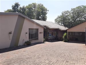 640 m² Commercial space in Ferndale