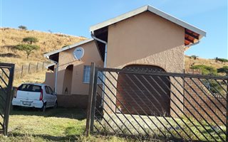 3 Bedroom House in Acaciaville