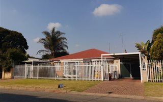 3 Bedroom House in Cason