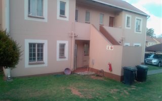 2 Bedroom Townhouse in Kew
