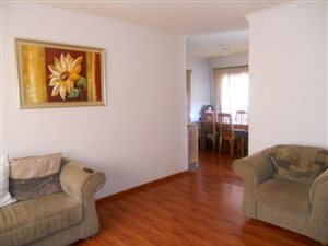 4 Bed House in Roseville