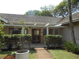 2 Bed Townhouse in Waterfall