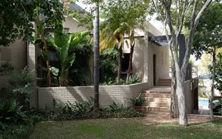 4 Bedroom House in Middelpos