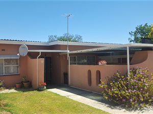 2 Bed Townhouse in Hopefield