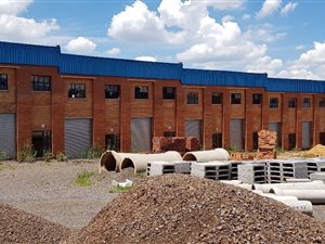 200 m² Commercial space in Monavoni