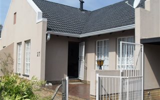 2 Bedroom Townhouse in Albertsdal