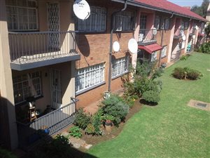 2 Bedroom Apartment in Vanderbijlpark CW3