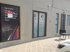 74 m² Office Space in Dan Pienaar