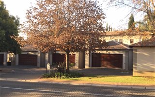 3 Bedroom Duplex in Boardwalk