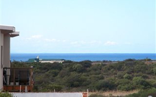 934 m² Land available in Island View