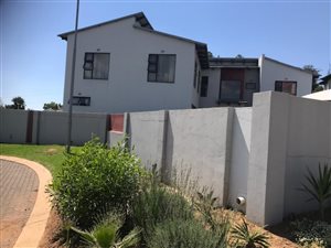 5 Bed Cluster in Cedar Creek