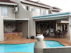4 Bed House in Boughton