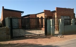3 Bedroom House in Soshanguve