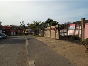 4 Bed House in Newlands East