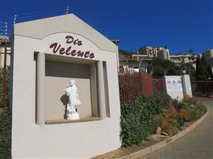2 Bed Apartment in Constantia Kloof