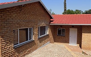 3 Bedroom House in Naturena