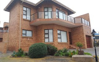 3 Bedroom House in Reebok
