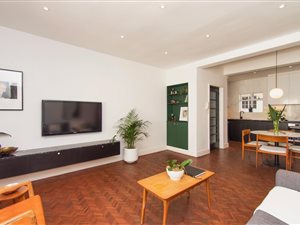 2 Bed Apartment in Tamboerskloof