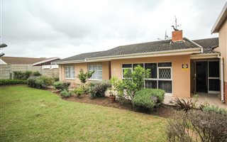 3 Bedroom House in Fernglen