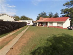 3 Bed House in Amajuba Park