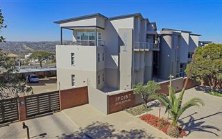 4 Bedroom Apartment in Bryanston