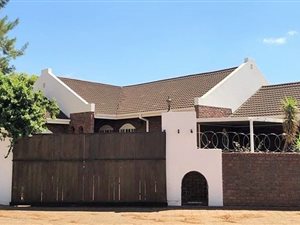 5 Bed House in Danielskuil