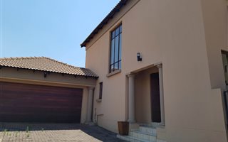 3 Bedroom House in Highveld