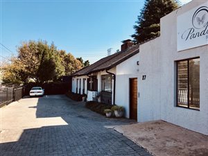 200 m² Office Space in Parkmore