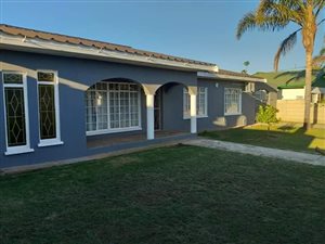4 Bed House in Windsor Park