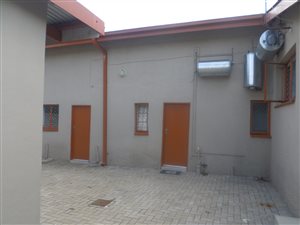 Bachelor apartment in Polokwane Central