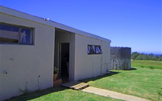 Bachelor apartment in Plettenberg Bay