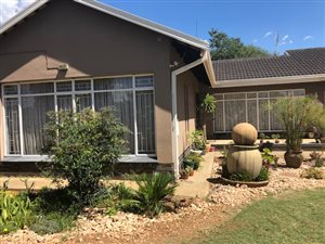 3 Bed House in Neserhof