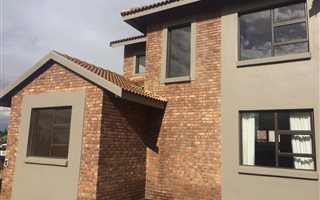 3 Bedroom House in Roodeplaat