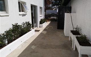 1.5 Bedroom Apartment in Parktown North