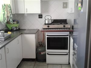 2 Bed Flat in Vanderbijlpark CE2