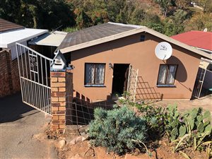 3 Bed House in Shallcross