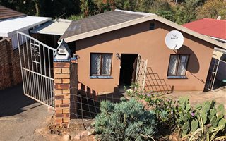 3 Bedroom House in Shallcross