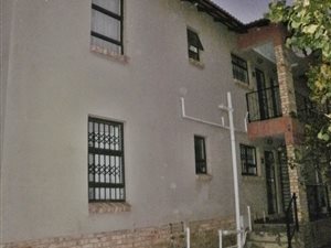 2 Bed Apartment in Grobler Park