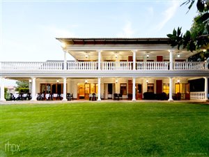 15 Bed House in Pomona AH
