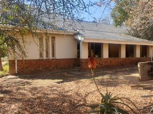 4.3 ha Farm in Boschkop