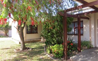4 Bedroom House in De La Haye