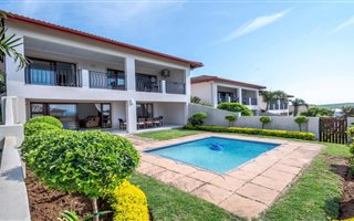 4 Bedroom Townhouse in Sheffield Beach