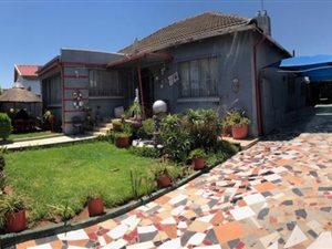 3 Bed House in Kenilworth