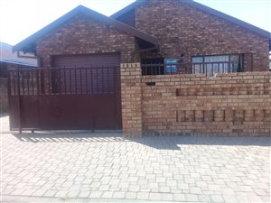 3 Bed House in Kagiso