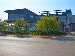 218 m² Office Space in Bedfordview