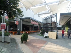 545 m² Retail Space in Greenstone Hill